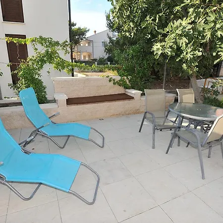 Charming Apartment *