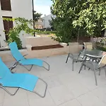 Charming דירה *